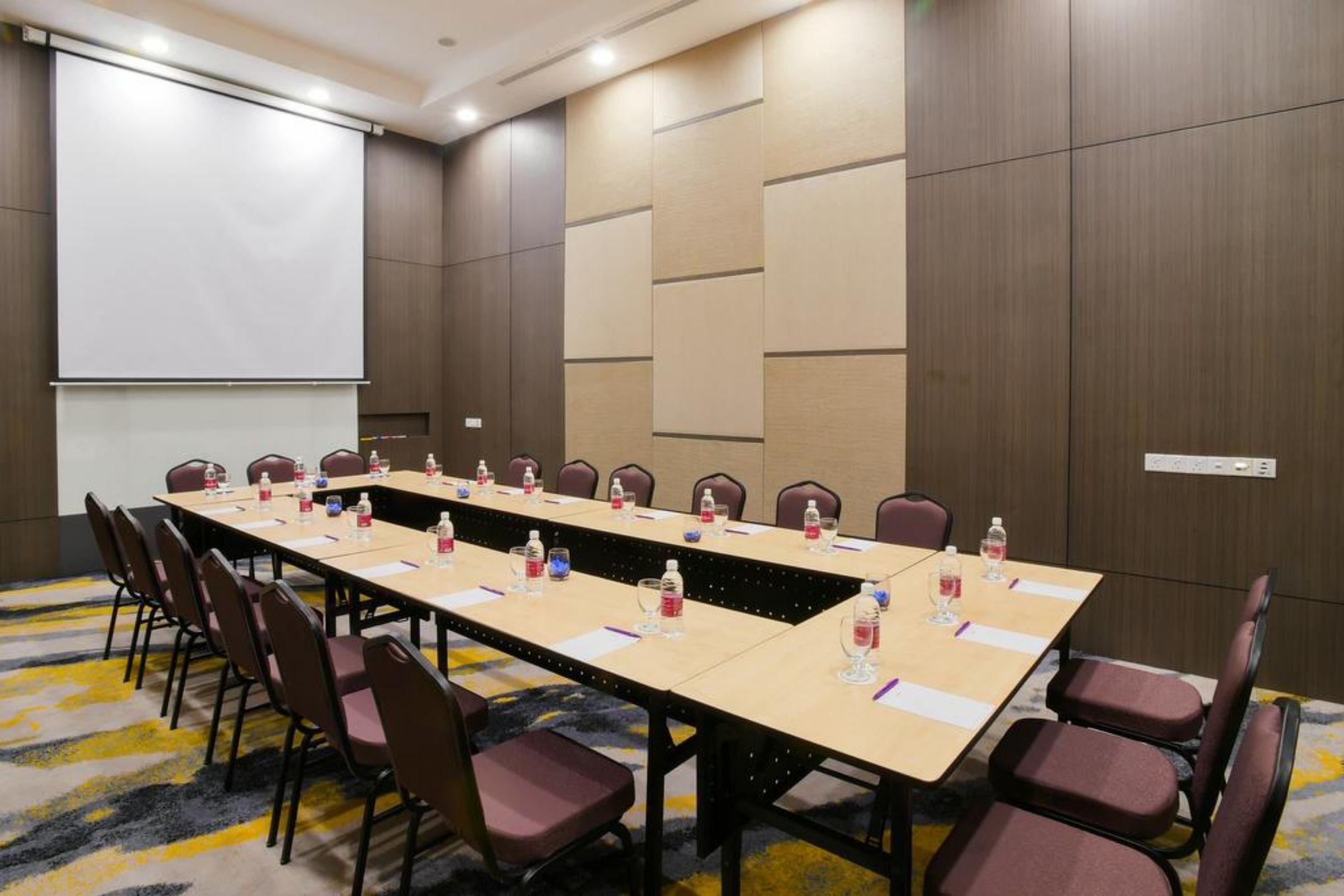 Mercure Selangor Selayang Batu Caves Exterior photo